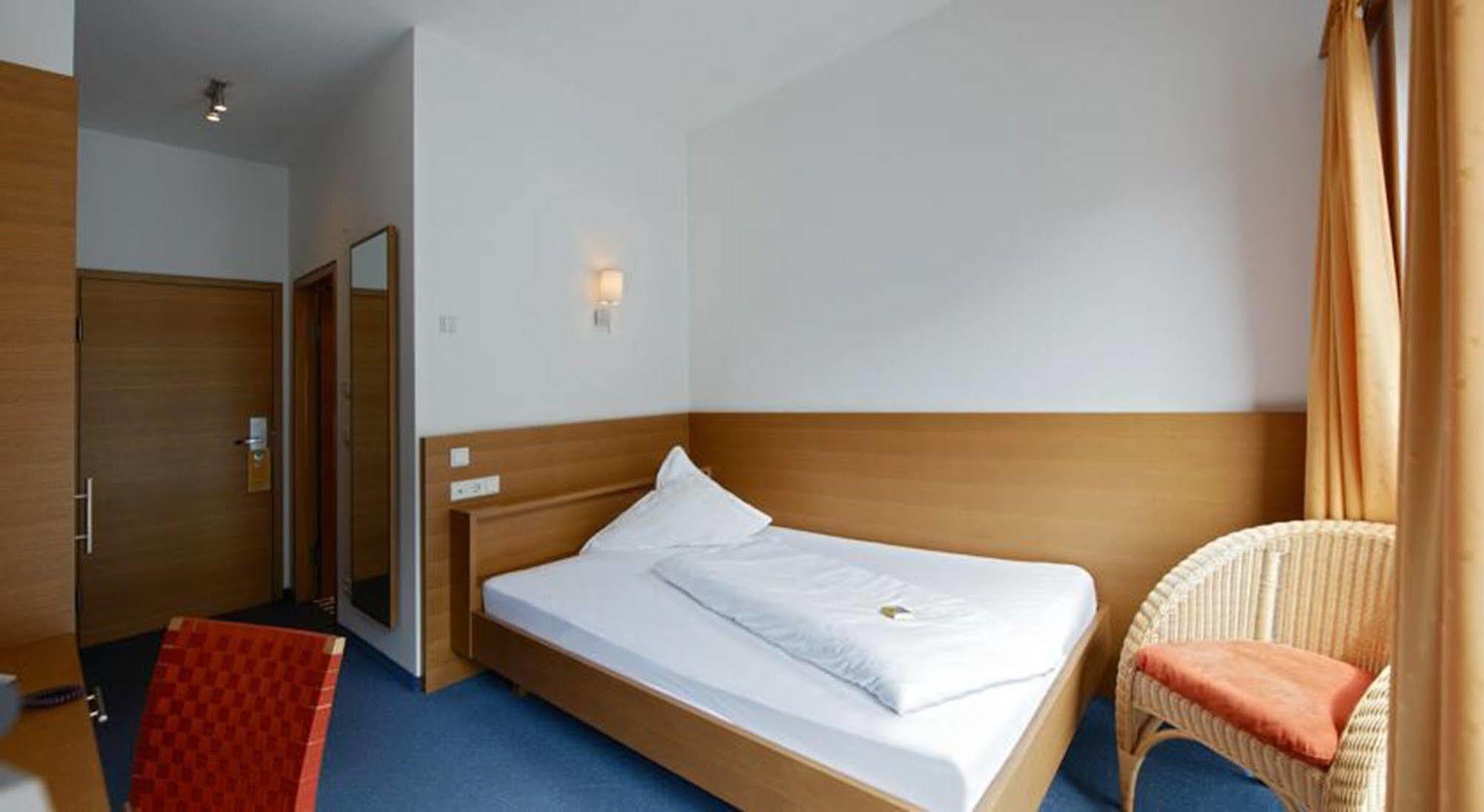 Hotel Garni Sunshine Solden Exterior photo